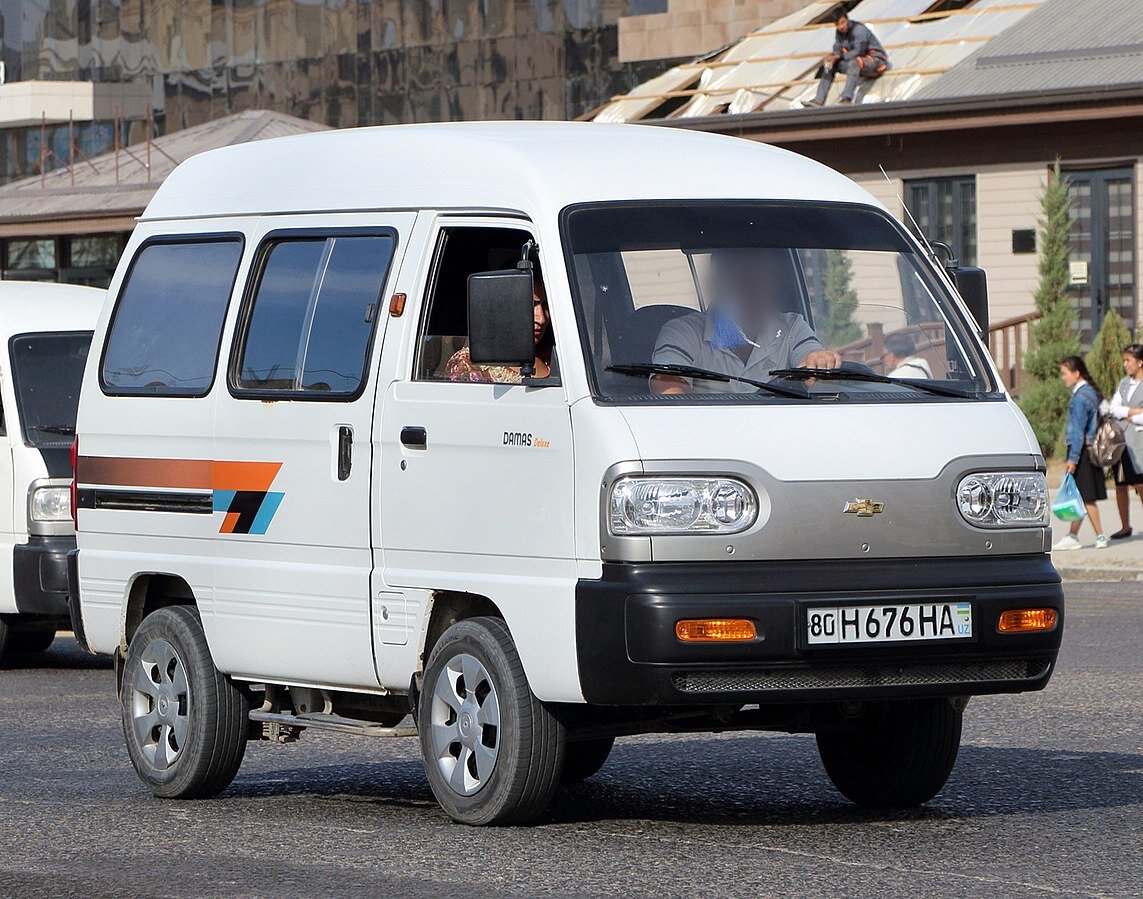 Ilya Plekhanovcropped and driver's face blurred by Mr.choppers, CC BY-SA 4.0 <https://creativecommons.org/licenses/by-sa/4.0>, via Wikimedia Commons