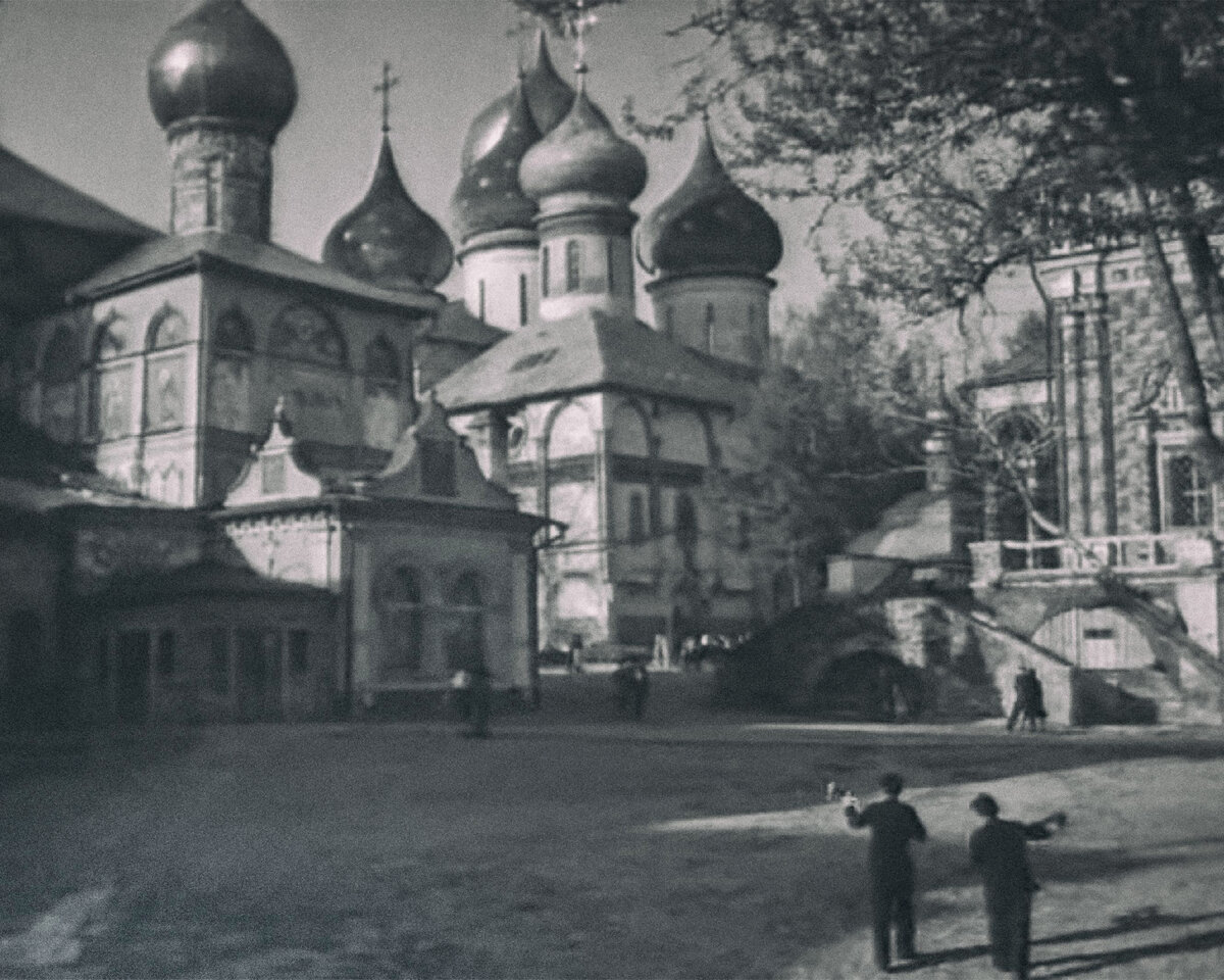 Кадры из фильма Светлый путь