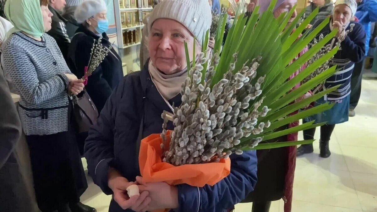     Сегодня, в вербное воскресенье, в Софийско-Успенском соборе Тобольского Кремля провели праздничное богослужение. Об этом сообщили в пресс-службе тюменского правительства.