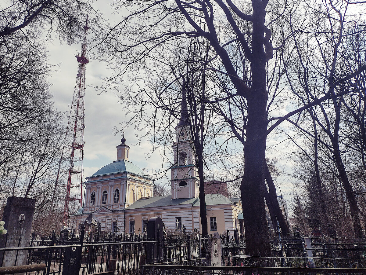 Пятницкое кладбище фото. Пятницкое кладбище. Старое кладбище. Калуга кладбище.