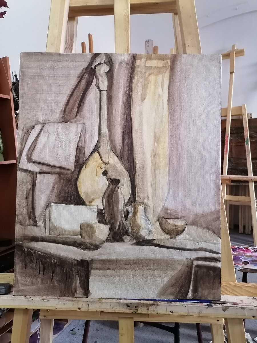 Подмалевок выполнен умброй и охрой