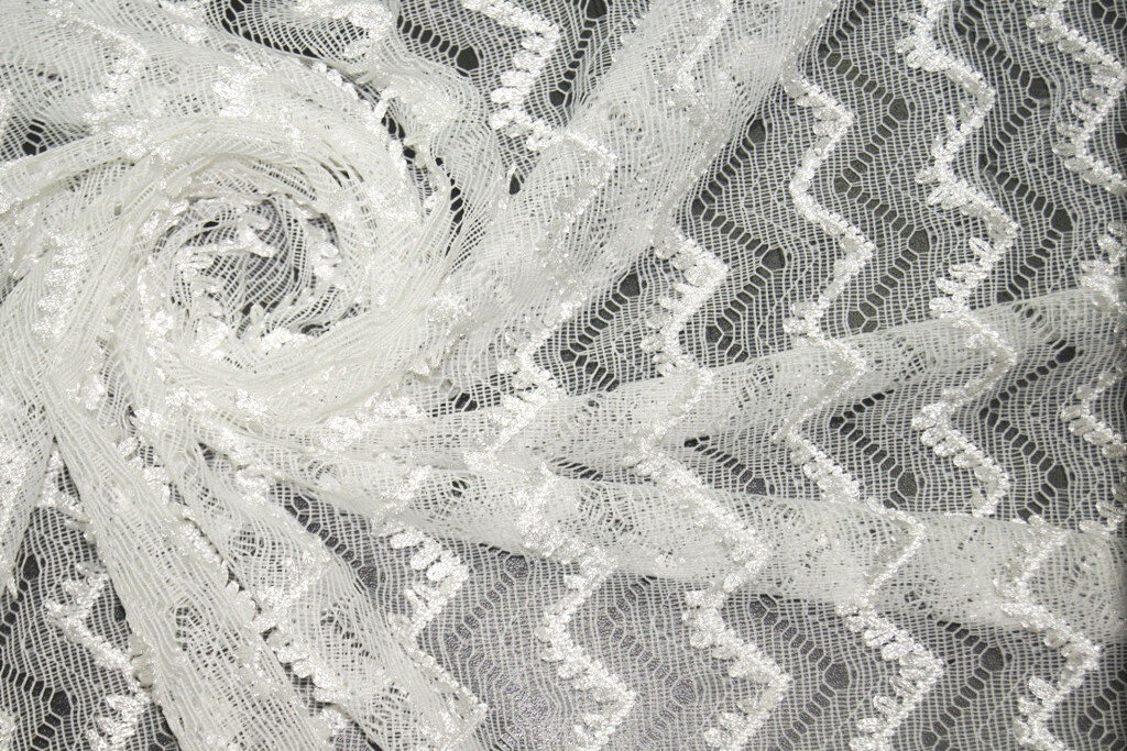 Гипюр белый 