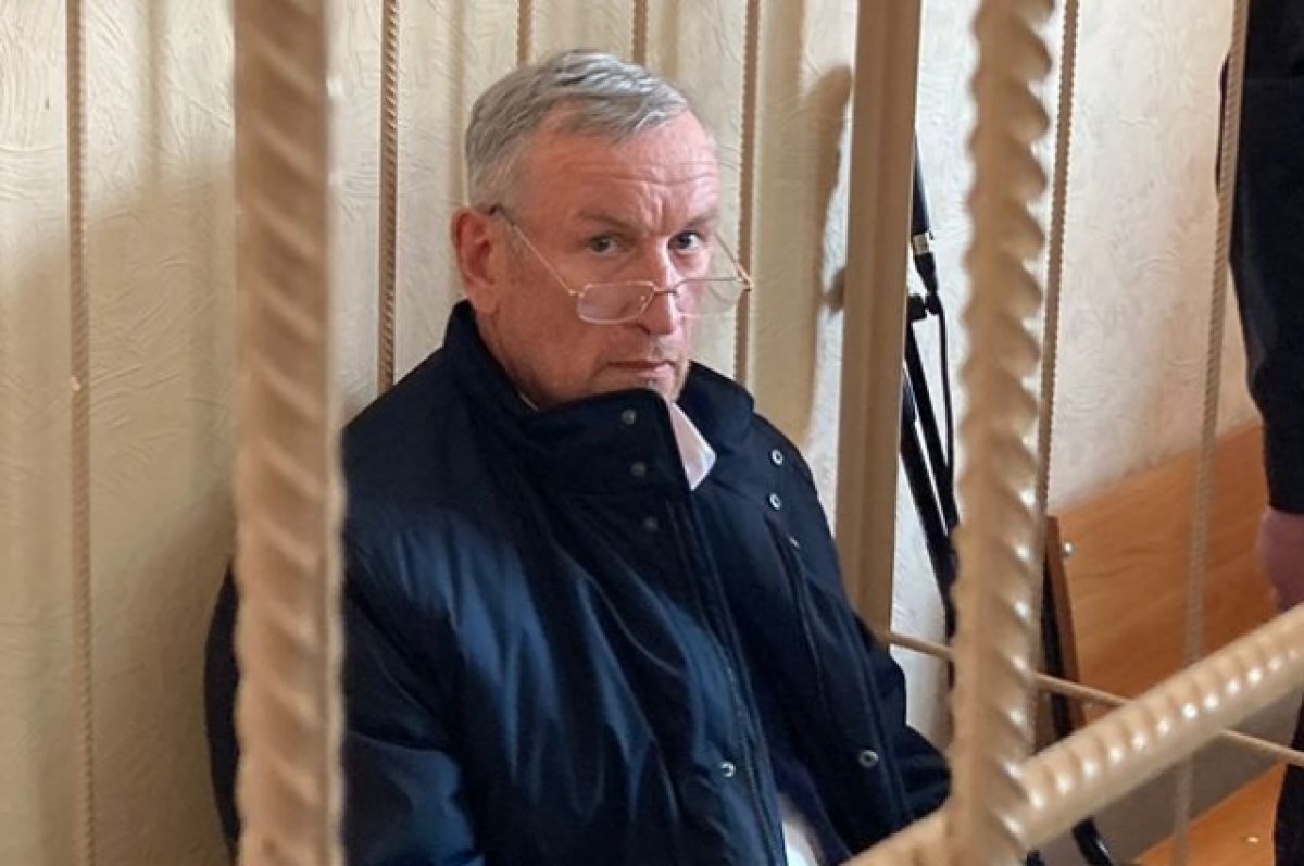    В Новосибирске «ЕР» приостановит членство депутата Джулая в партии