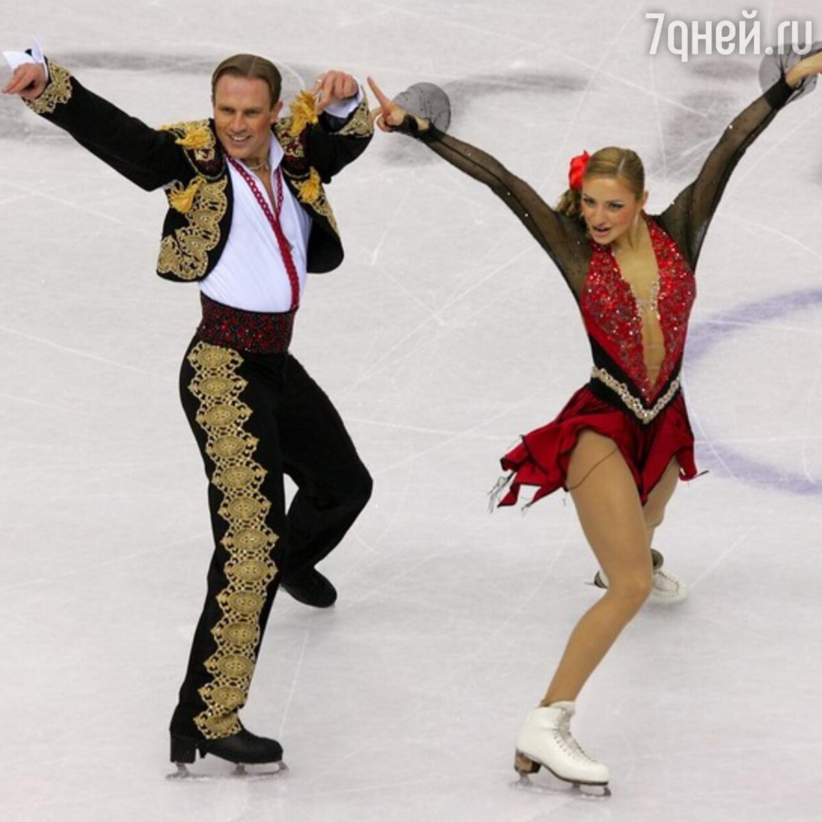    Татьяна Навка и Роман Костомаров Социальные сети