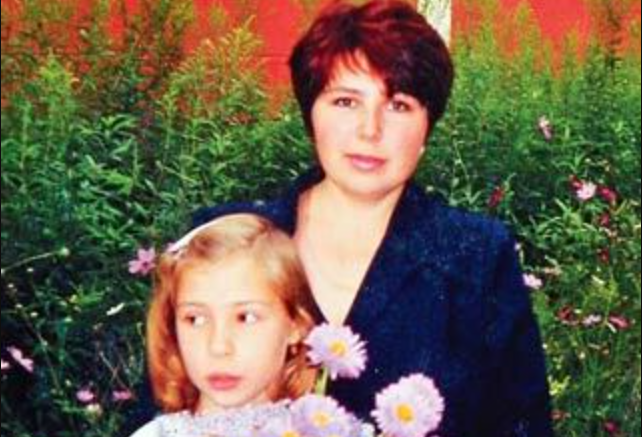 Жена и дочь Соловьева
