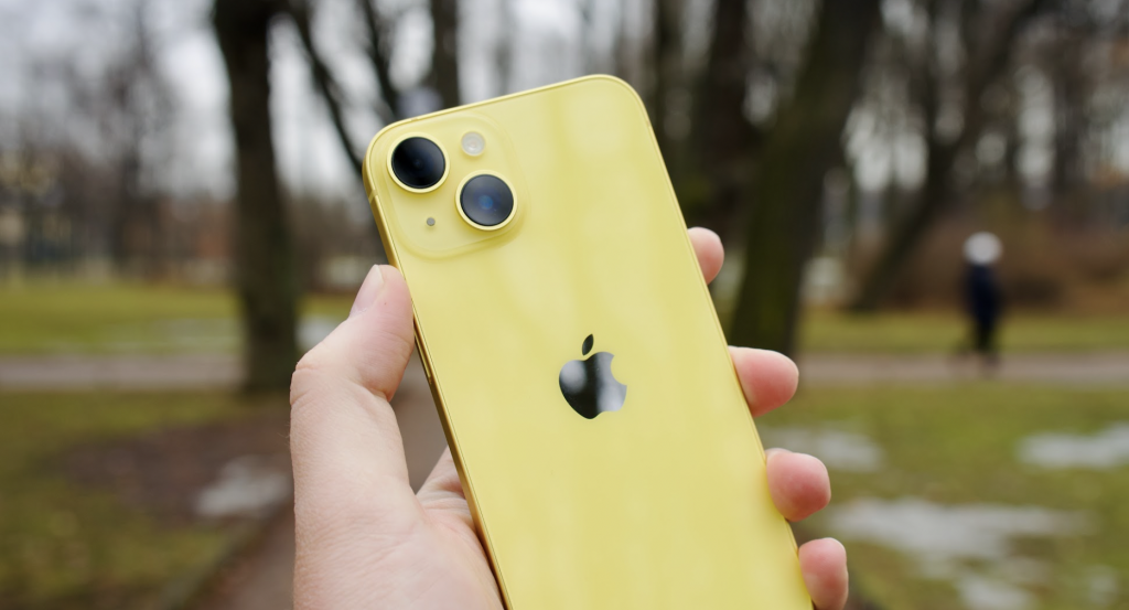    iPhone 14