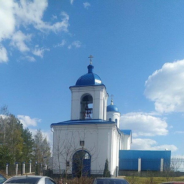 Церковь на нашем кладбище