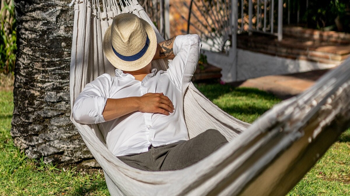    Как пережить длинные майские праздники