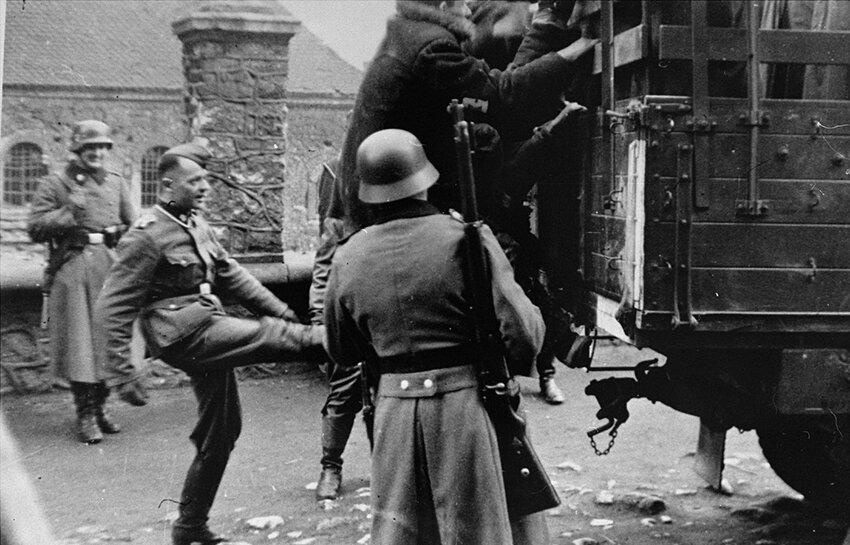 Оккупанты отправляют на смерть очередную партию «недочеловеков»