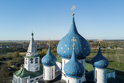    Рождественский собор (Рождества Богородицы) на территории Суздальского кремля ©Максим Блинов РИА Новости
