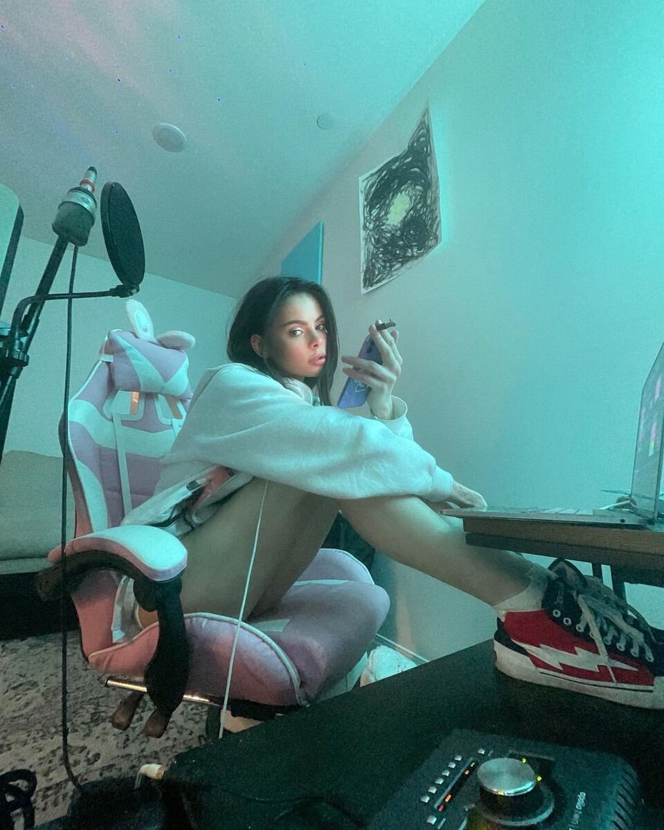 Листайте вправо, чтобы увидеть больше изображений