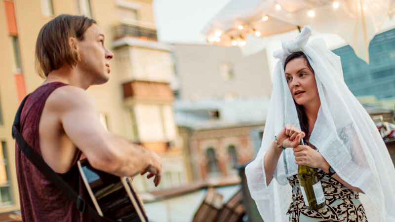     Сериал "Отчаянная невеста". Пресс-служба онлайн-кинотеатра KION от МТС.