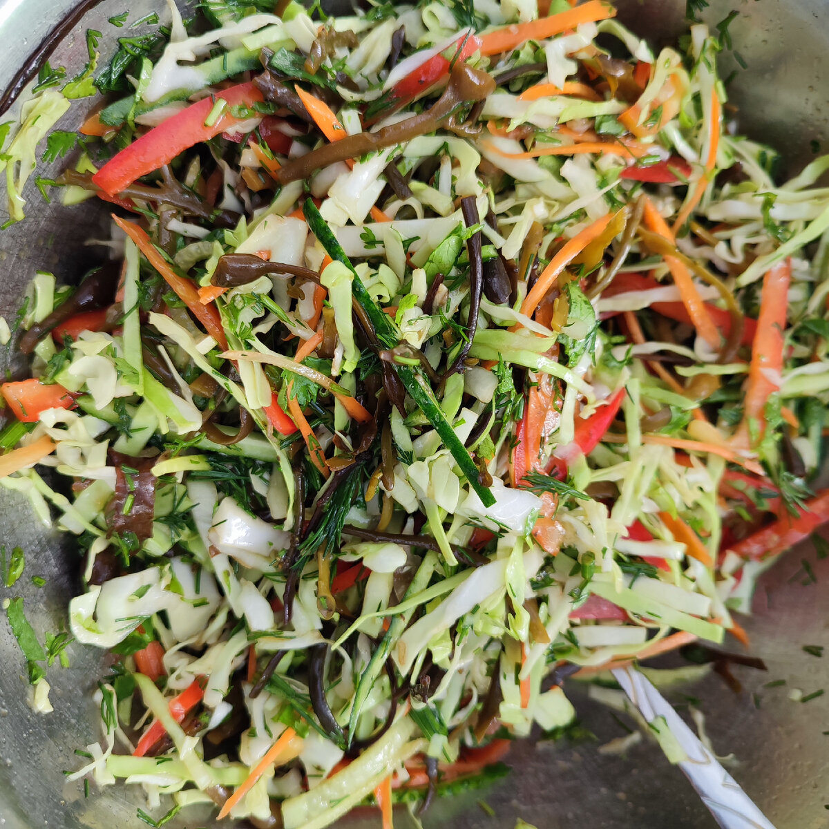 Способ приготовления постного салата из морской капусты с морковью