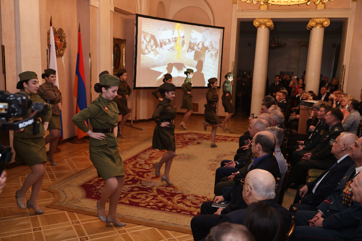 В Посольстве Армении в России состоялся торжественный приём по случаю 78-летия Победы в Великой Отечественной войне. Фоторепортаж