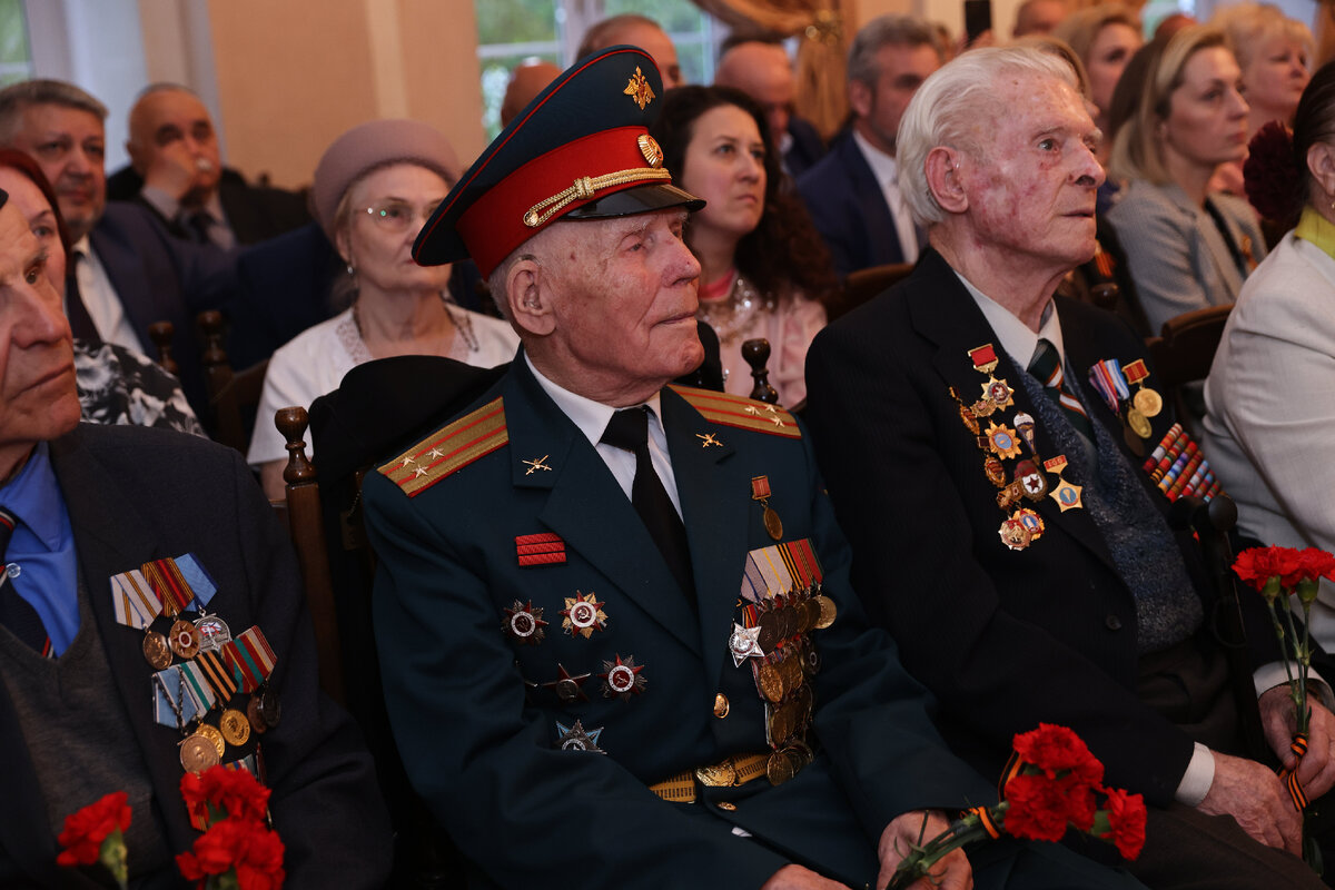 В Посольстве Армении в России состоялся торжественный приём по случаю 78-летия Победы в Великой Отечественной войне. Фоторепортаж