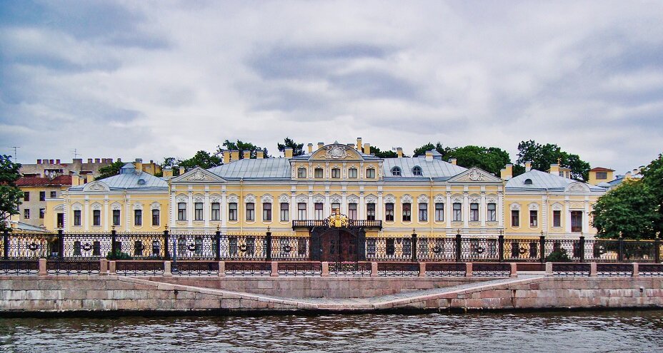 источник theatremuseum.ru