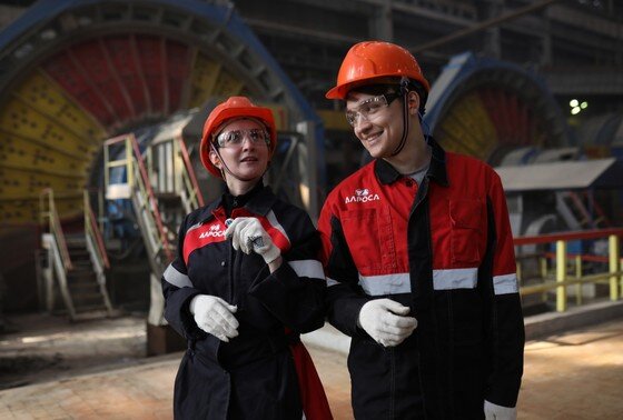    Сотрудники на предприятии АЛРОСА