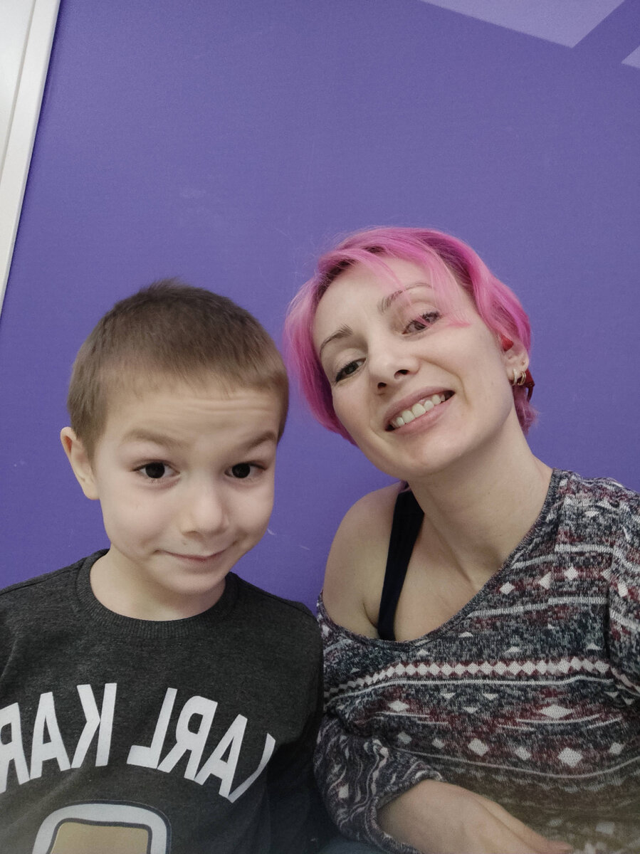 Русик с мамой в хороший день...