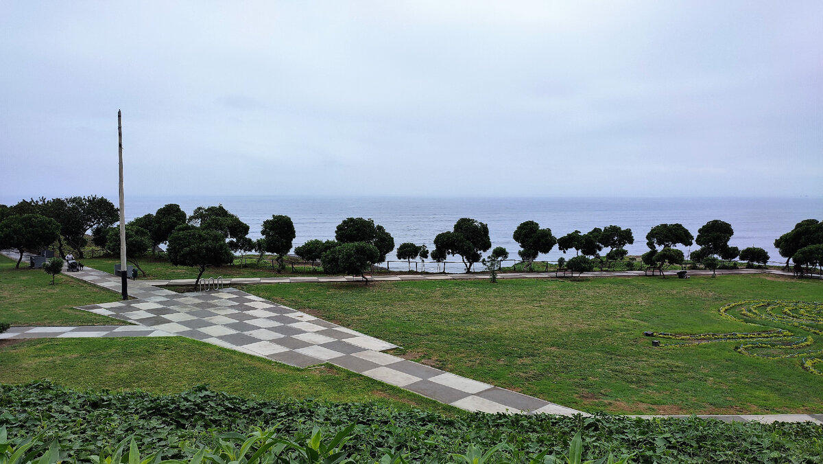 Набережная Тихого океана, Лима, Перу, май 2023