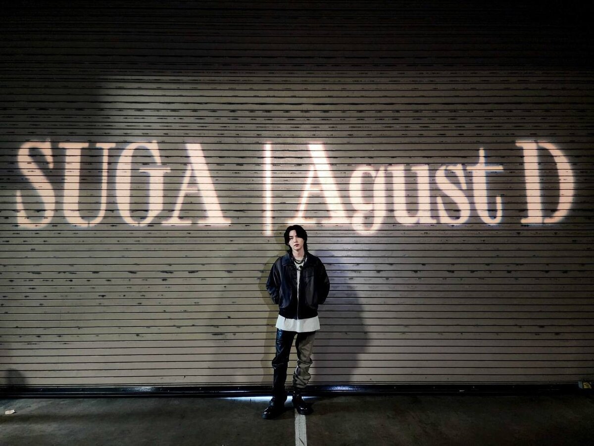 Agust d tour. D Day Agust d.