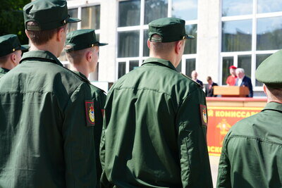    Торжественная отправка граждан для прохождения военной службы в спортивных ротах «Центрального спортивного клуба Армии» © Сергей Хакимов, «Подмосковье Сегодня»