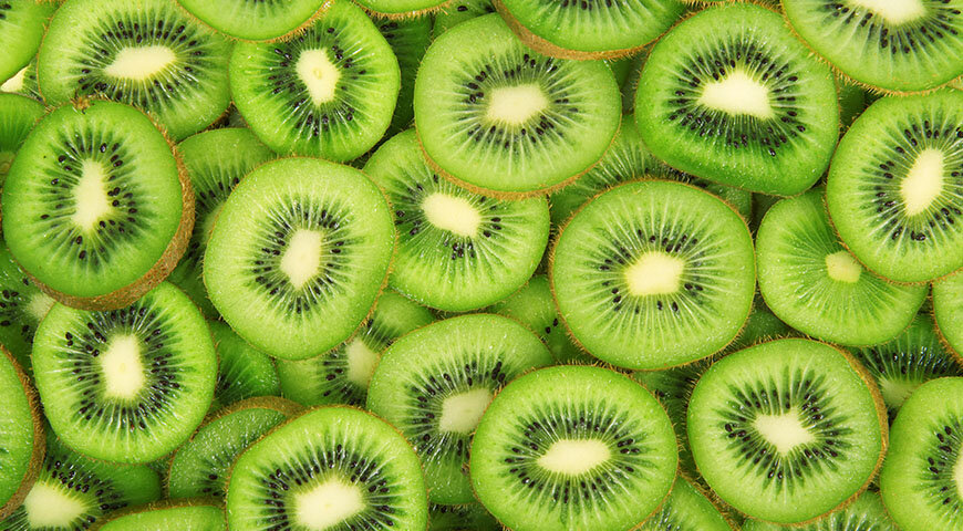Яркая мякоть киви – чемпион по содержанию витамина С