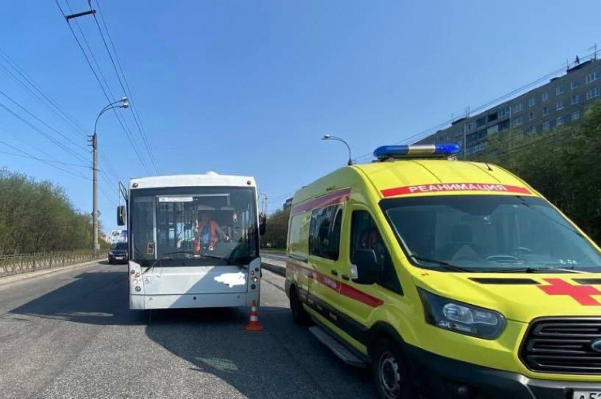    Водитель общественного транспорта сбил пенсионера в Мурманске