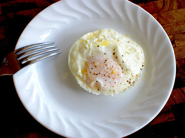 Яйца в микроволновке: быстро, просто и вкусно