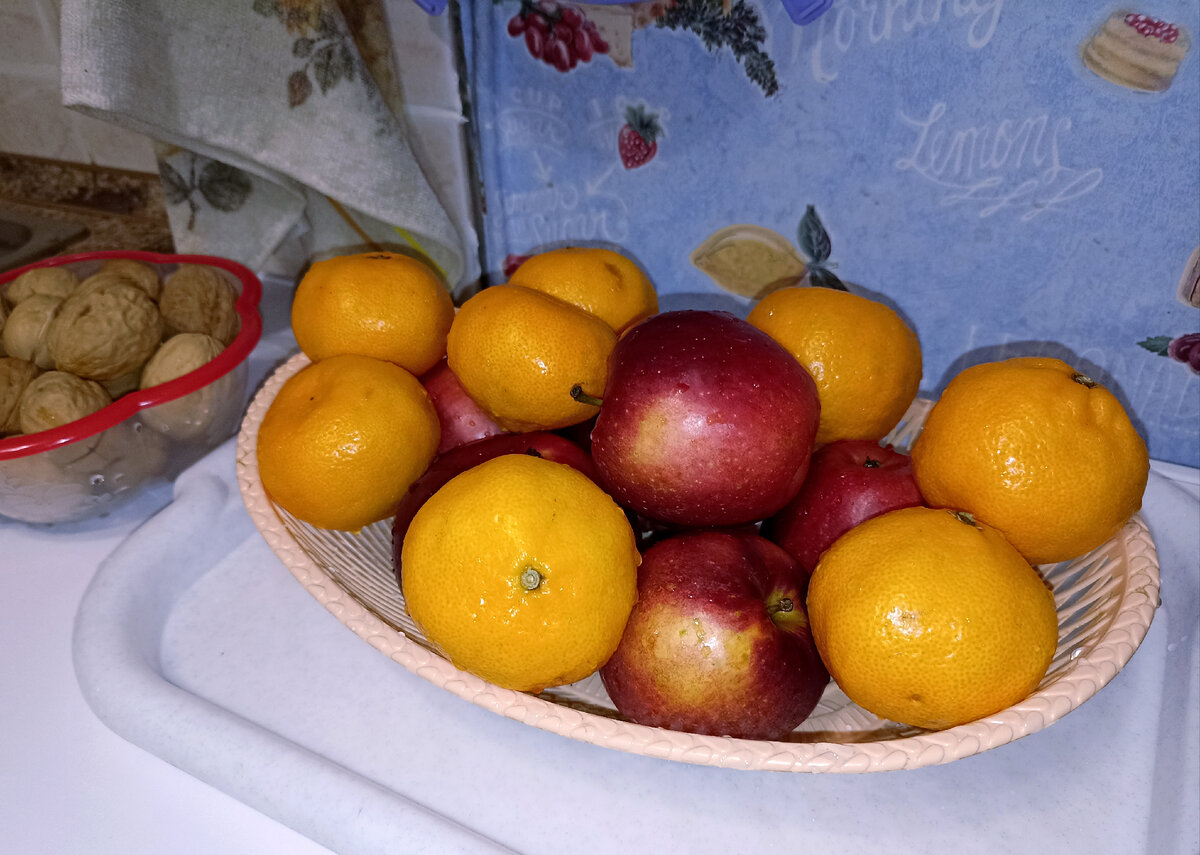 Мы даже потом сходили и купили ещё таких же, потому что - ну ооочень вкусные! 👍😋