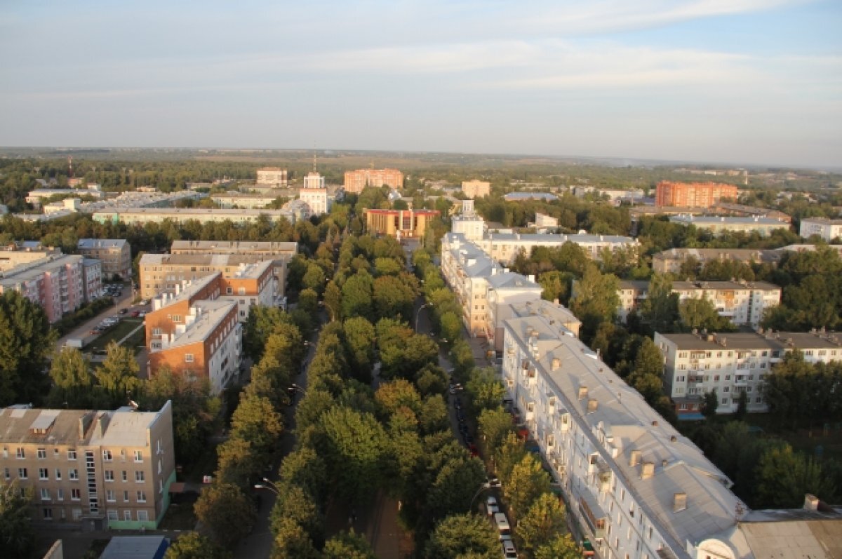    В Новомосковске в День города выступит певец Денис Майданов