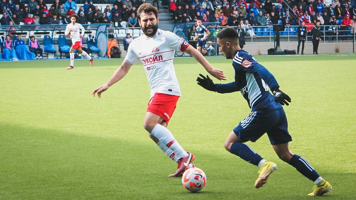     В Удмуртии задержали подозреваемого в мошенничестве под предлогом ставок на спорт, ему удалось украсть более 500 тысяч рублей.