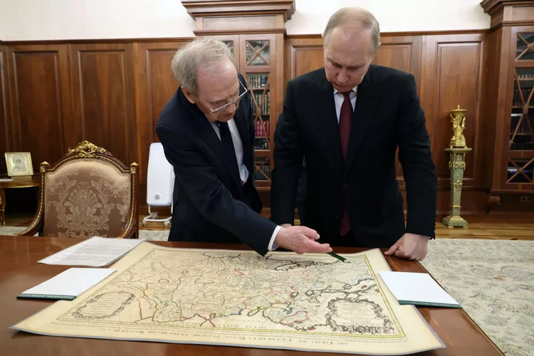 Валерий Зорькин и В.В.Путин (фото из открытых источников).