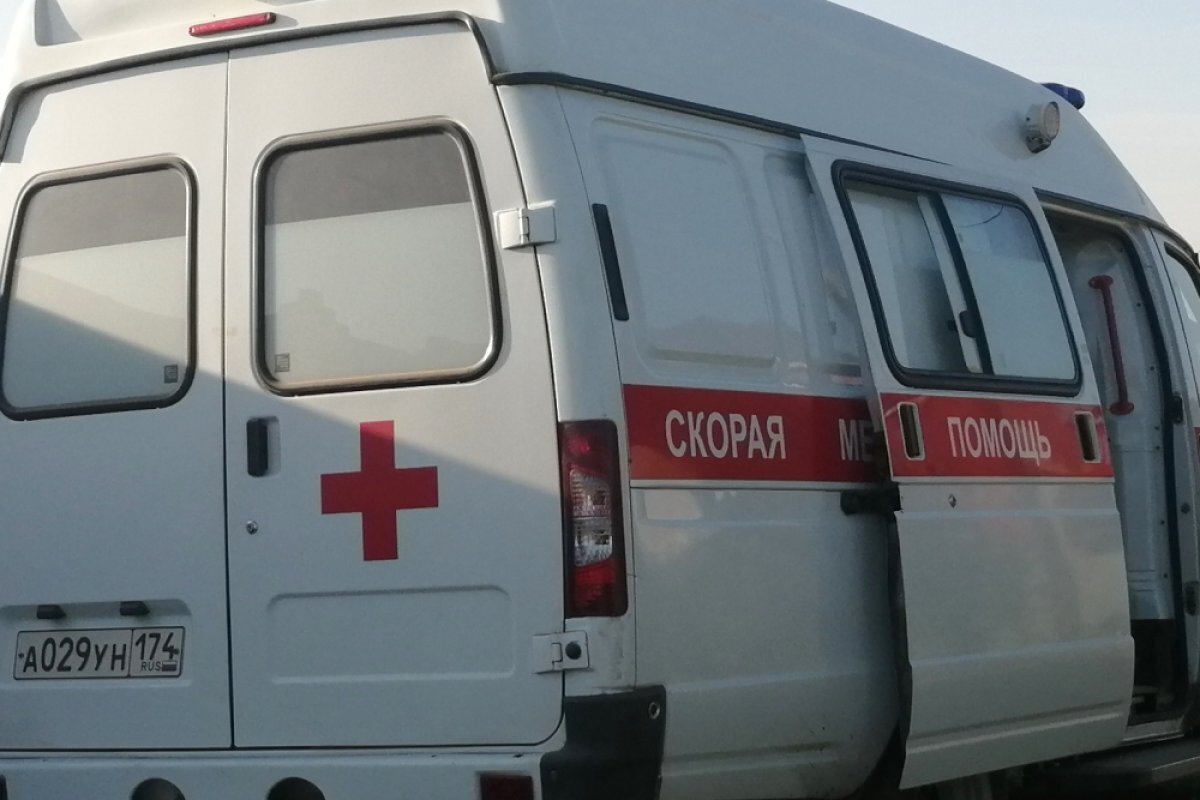    Автомобиль сбил 3-летнего ребёнка во дворе дома в Челябинске