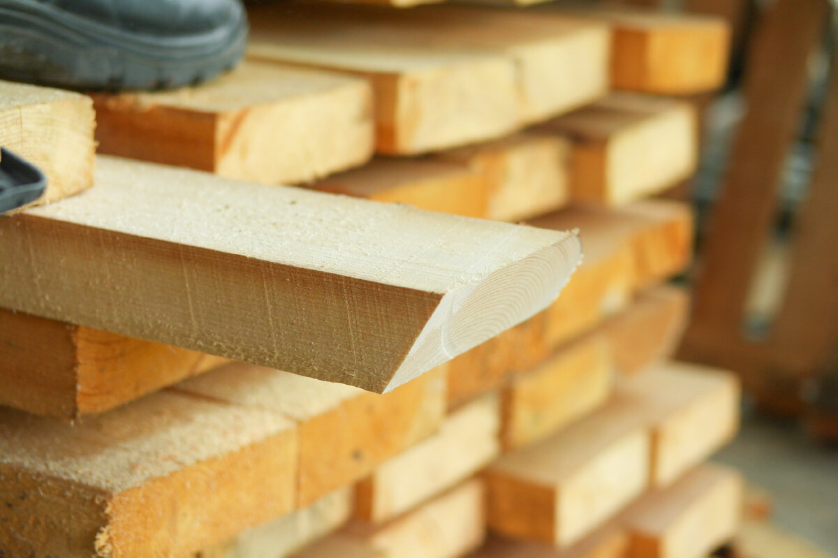 Обзор циркулярной пилы Denzel CS-210