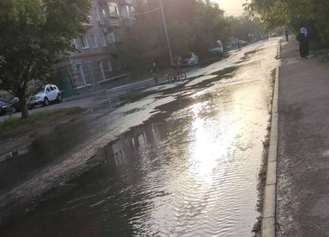    В водоканале назвали причину коммунальной аварии на улице Одесской в Оренбурге