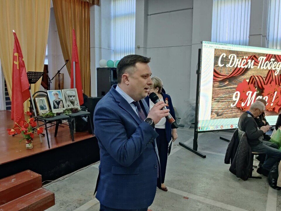 Лидер коммунистов Максим Буланов