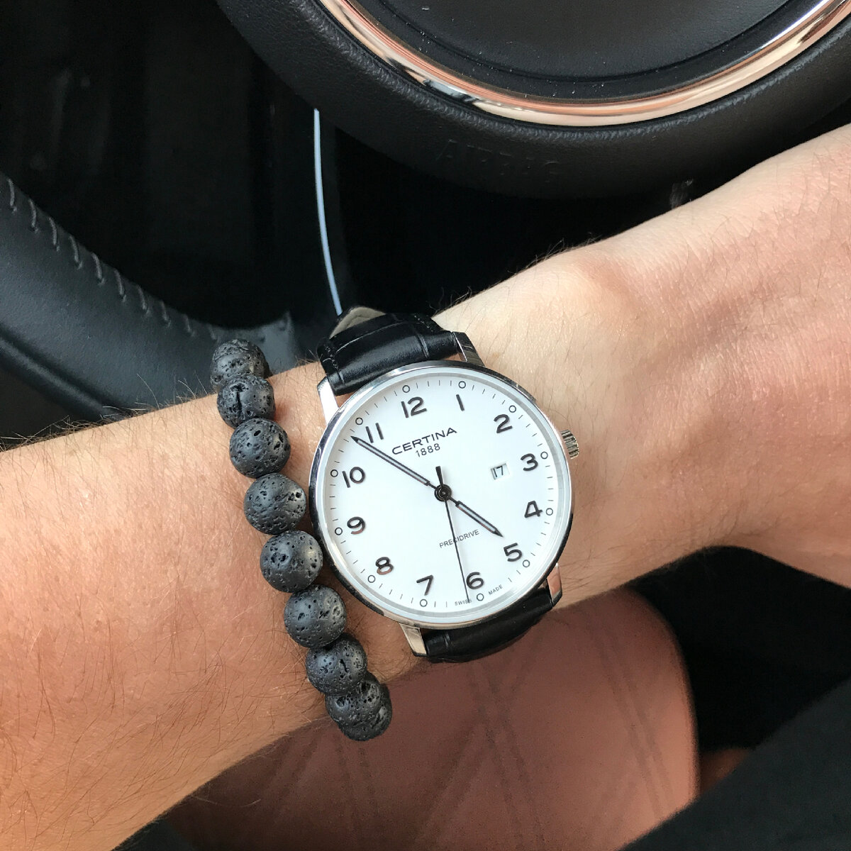 Этот браслет со мной уже три года 🌋