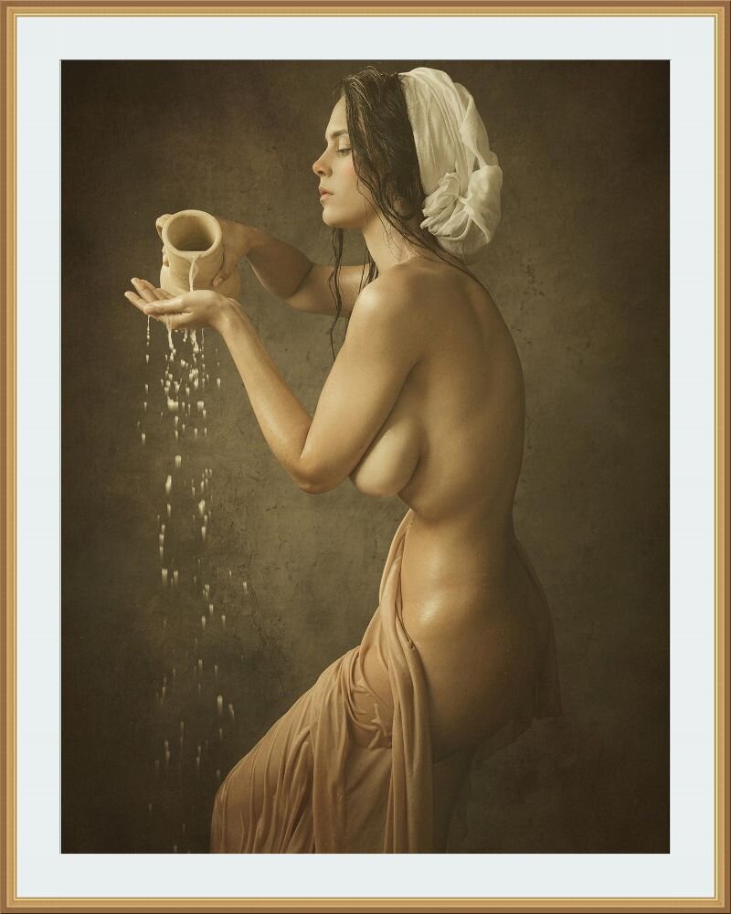 ©  Mathilde Oscar / Матильда Оскар /  Milk shower / Молочный душ


