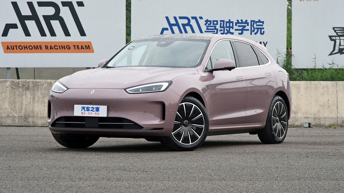Aito M5 EV купить стоит тем, кто ценит содержание. 