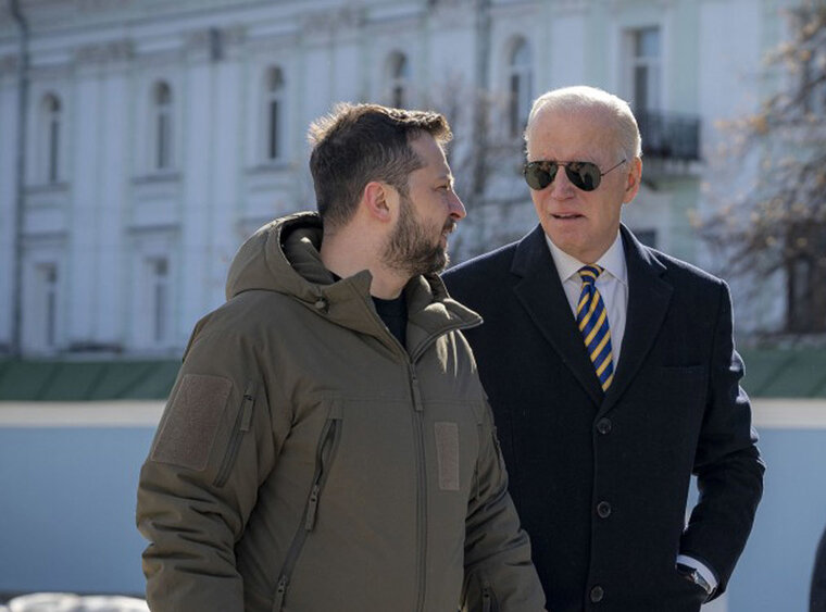    США призывают Зеленского бороться с коррупцией, но продолжают вливать средства в украинскую армию