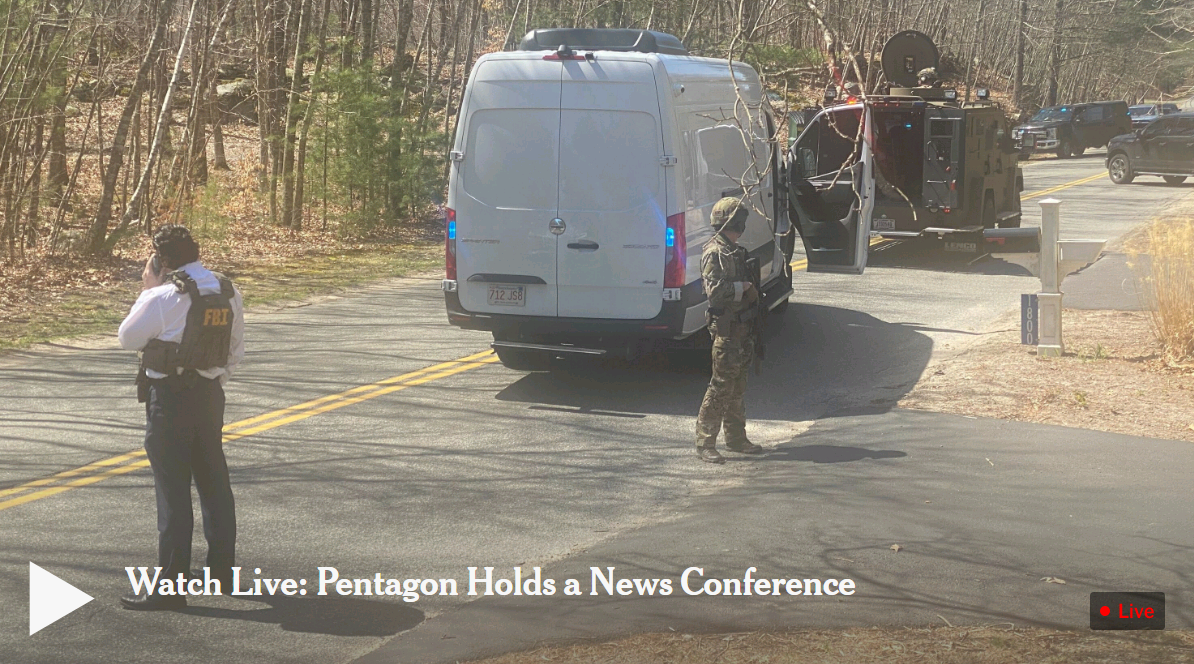 The New York Times, скриншот, ФБР обыскивает дом нацгвардейца Джека Тейшейра