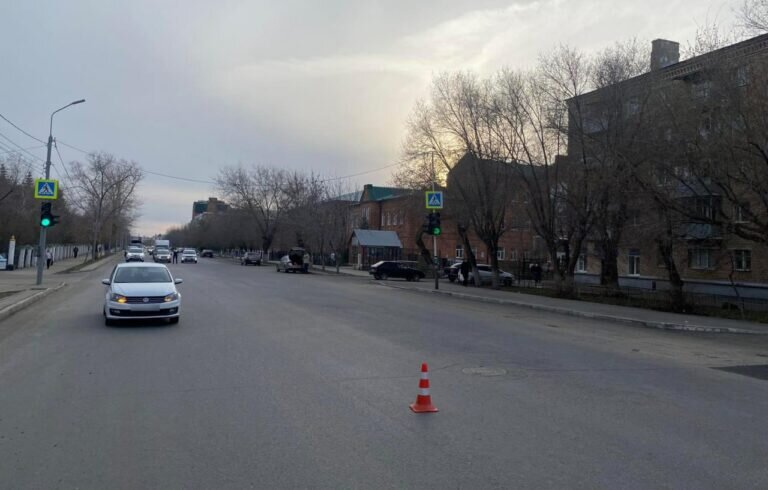    В Оренбурге на ул. Челюскинцев школьник попал под колеса автомобиля «Volkswagen» Кристина Просвиркина