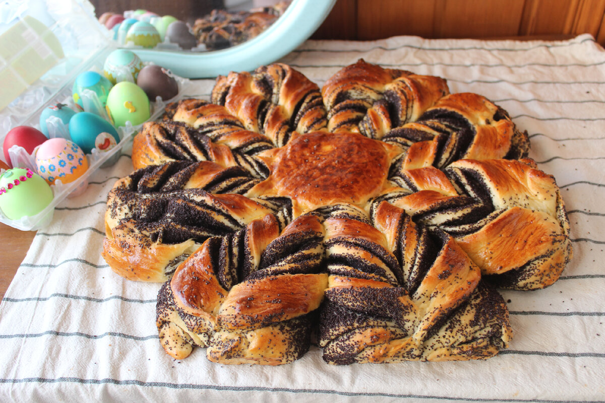 Кулич с маком...