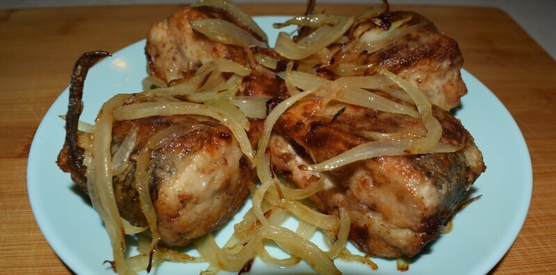 Стейки щуки жареные