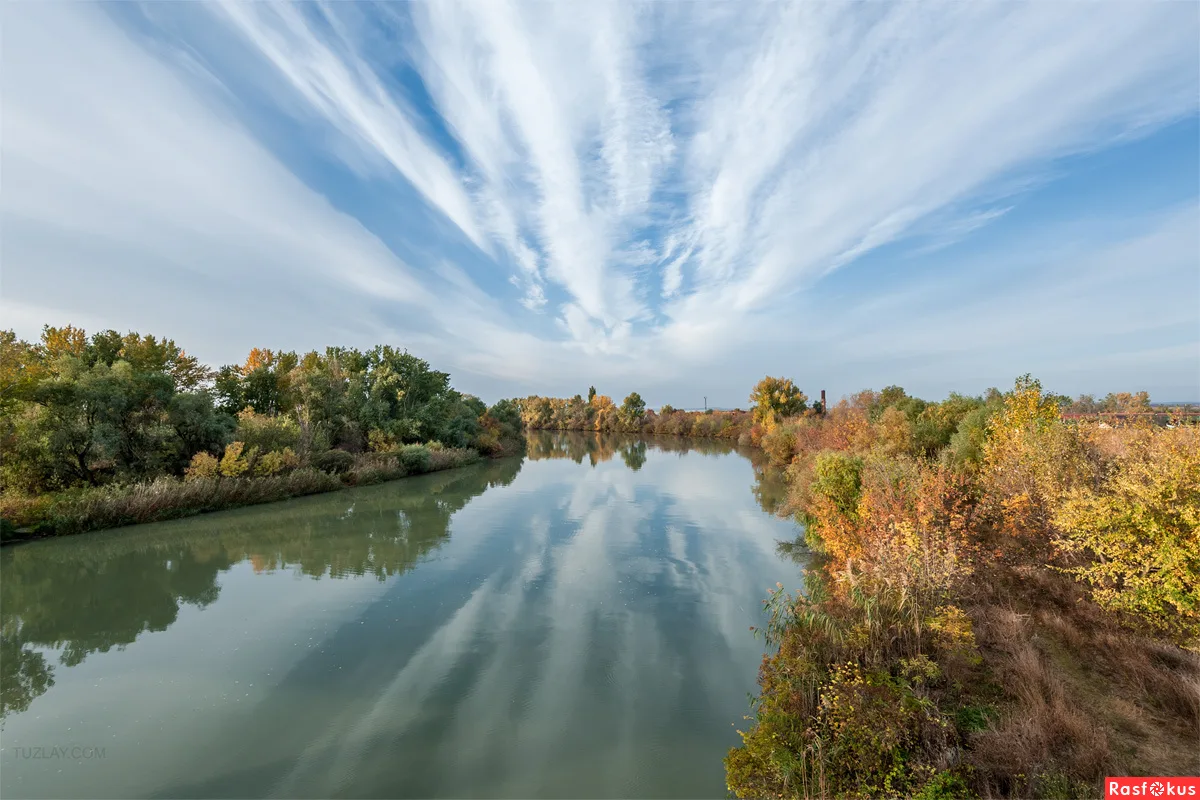 кубань впадает в море