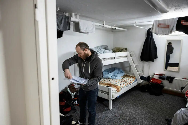    Украинцы жалуются на обман шведских работодателей