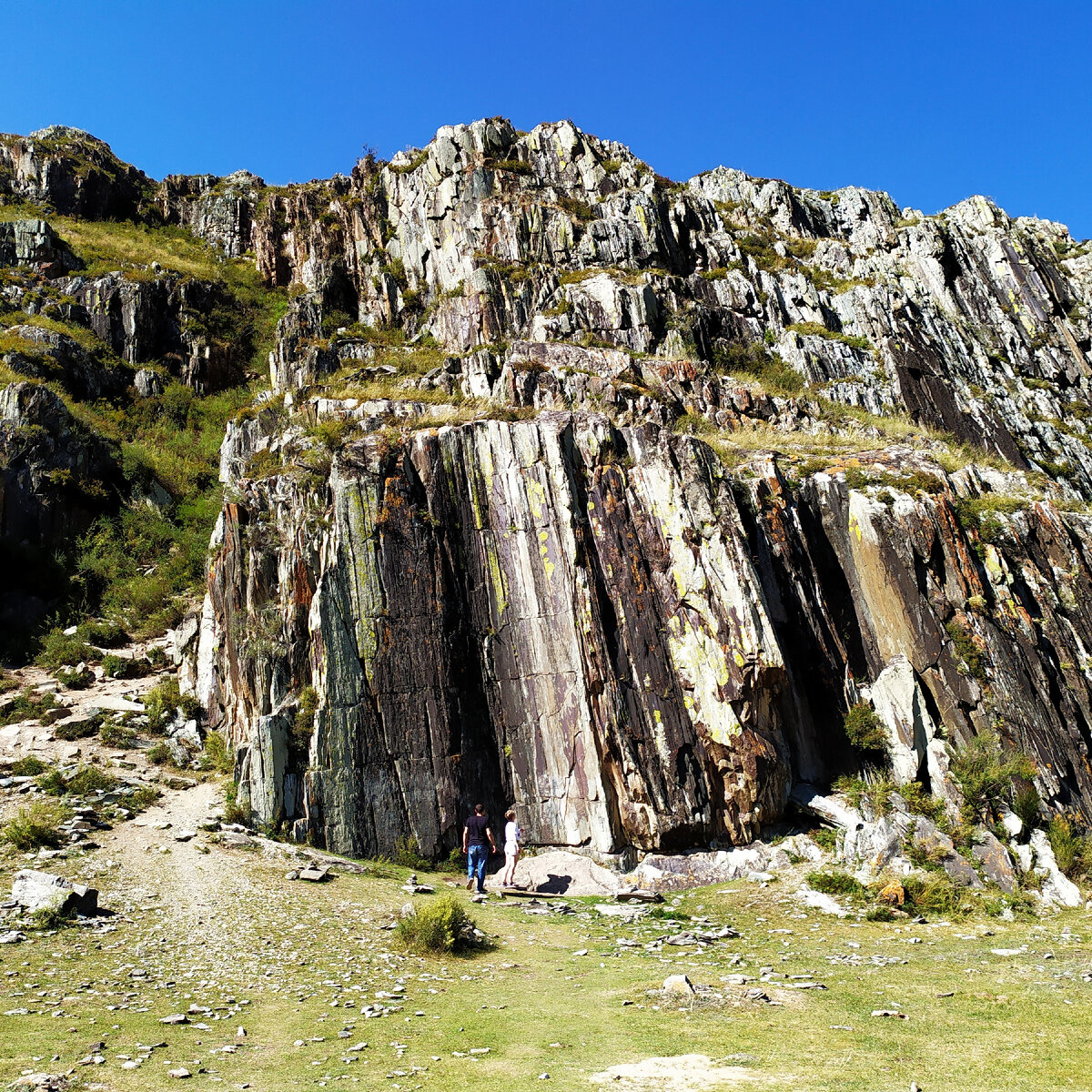 Скалы в археологическом комплексе Адыр-Кан. Фото автора.