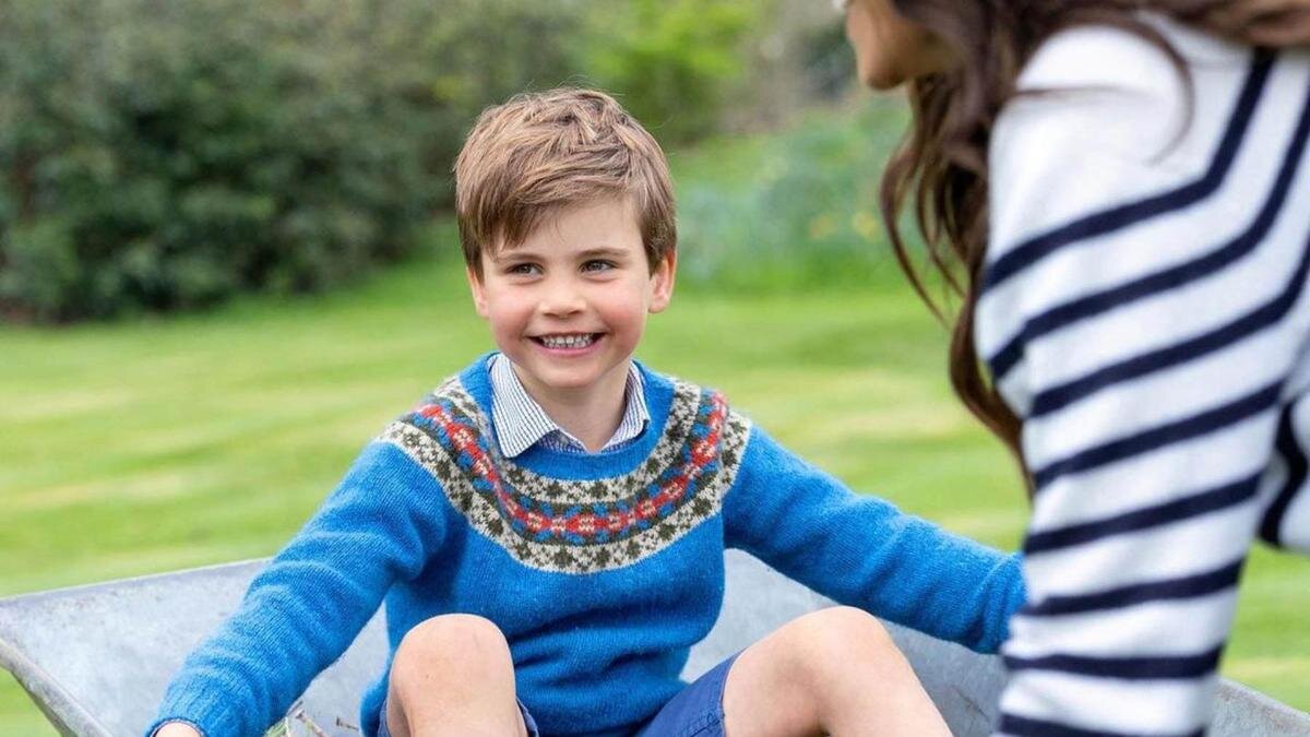    Принц Луи:instagram.com/princeandprincessofwales