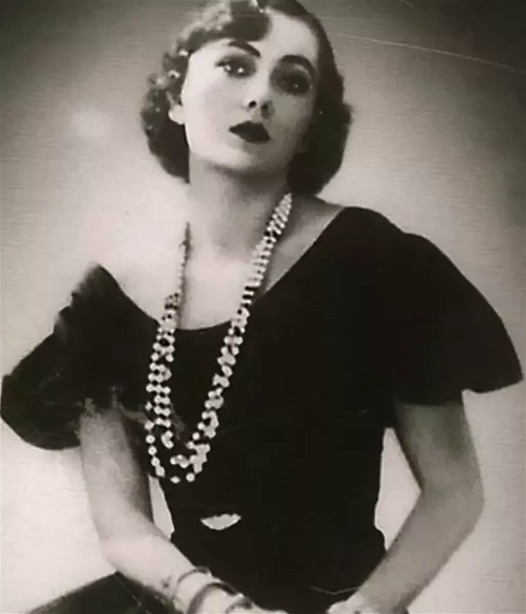 Алла Баянова в молодости