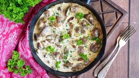    Рецепт нежной куриной печени в сливках: просто и вкусно Даниил Шалонников